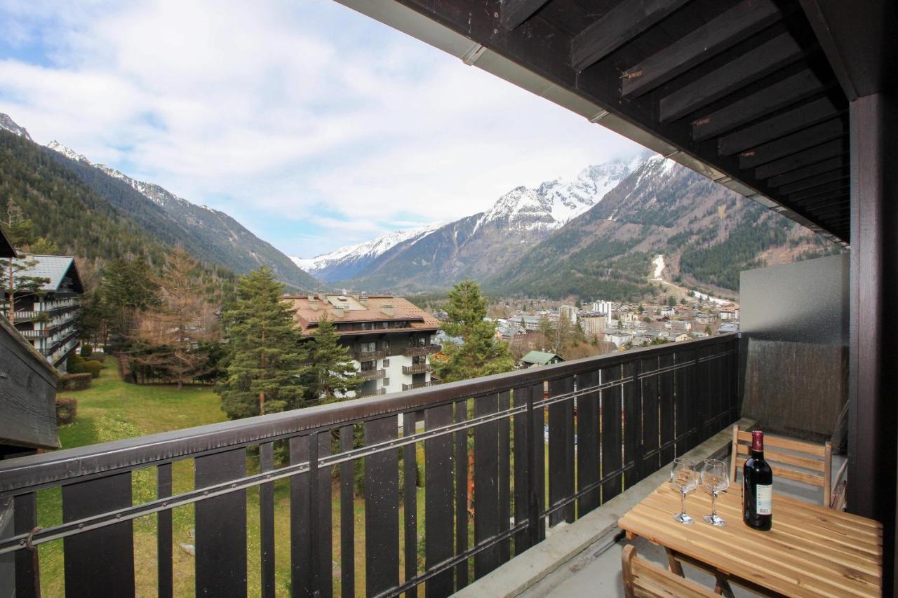 Superbe T3 En Face Du Brevent, Chamonix Lägenhet Exteriör bild